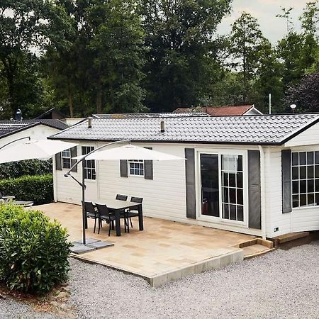 4 Persons Chalet Valkenbosch Situated In The Forested Area أويسترفايك المظهر الخارجي الصورة